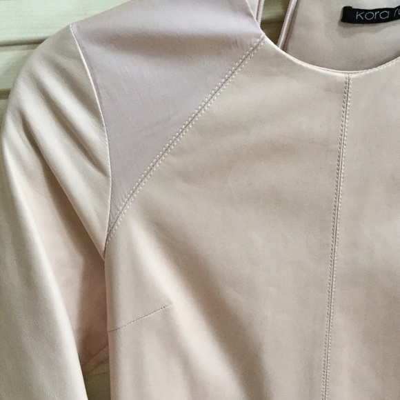 Leather dress - Picture 4 of 4